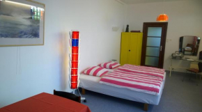 Отель B&B Oostende  Остенде